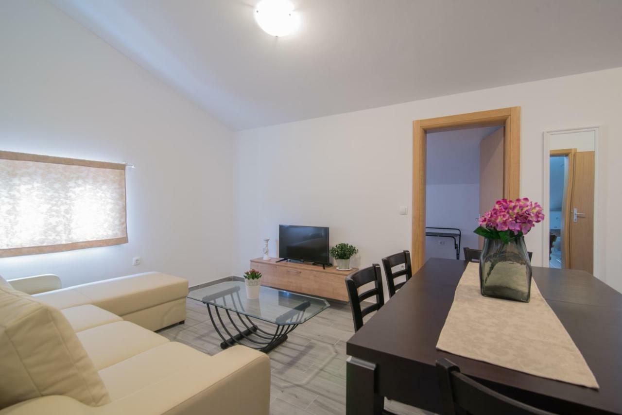 Middle Istra Apartamento Pazin Exterior foto