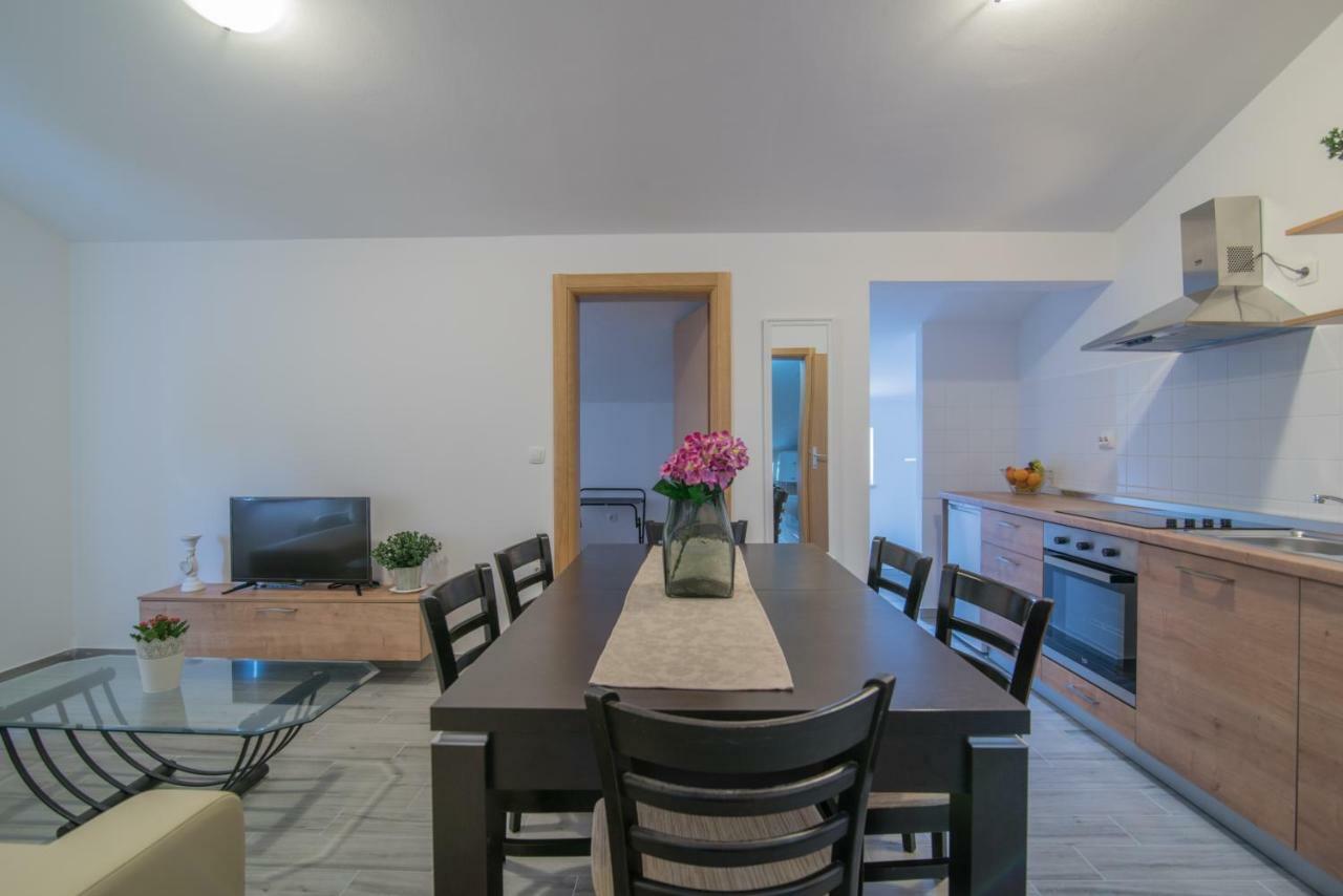 Middle Istra Apartamento Pazin Exterior foto