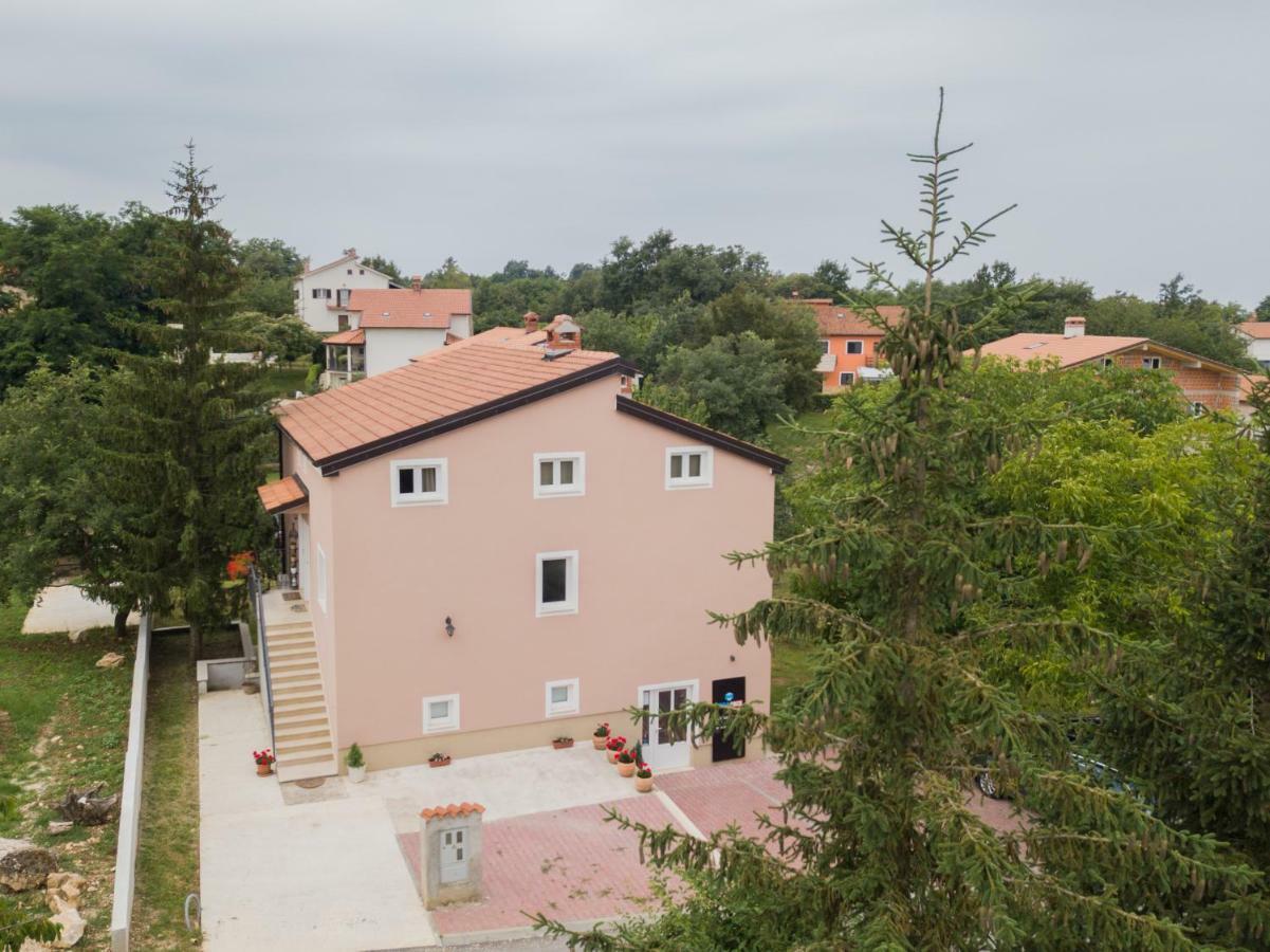 Middle Istra Apartamento Pazin Exterior foto